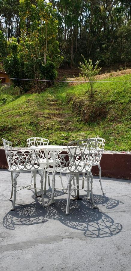 Casa de Campo Grande e Aconchegante na Montanha Santo Antônio do Pinhal Exterior foto